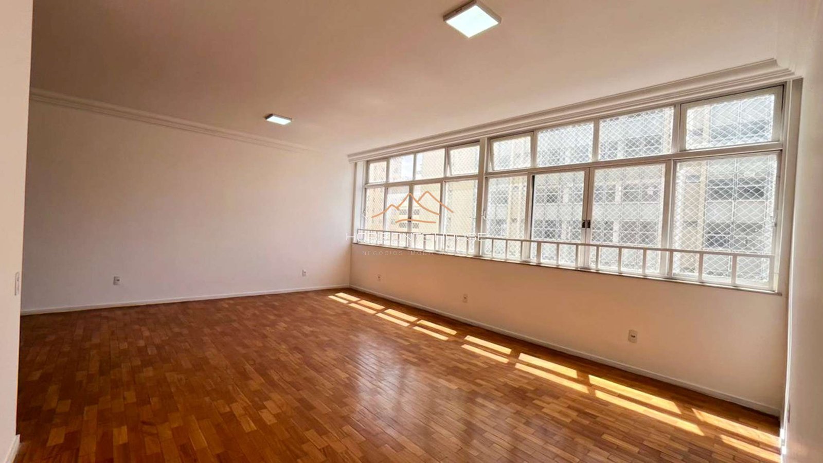 Apartamento Centro 4 quartos 245m2 (20)