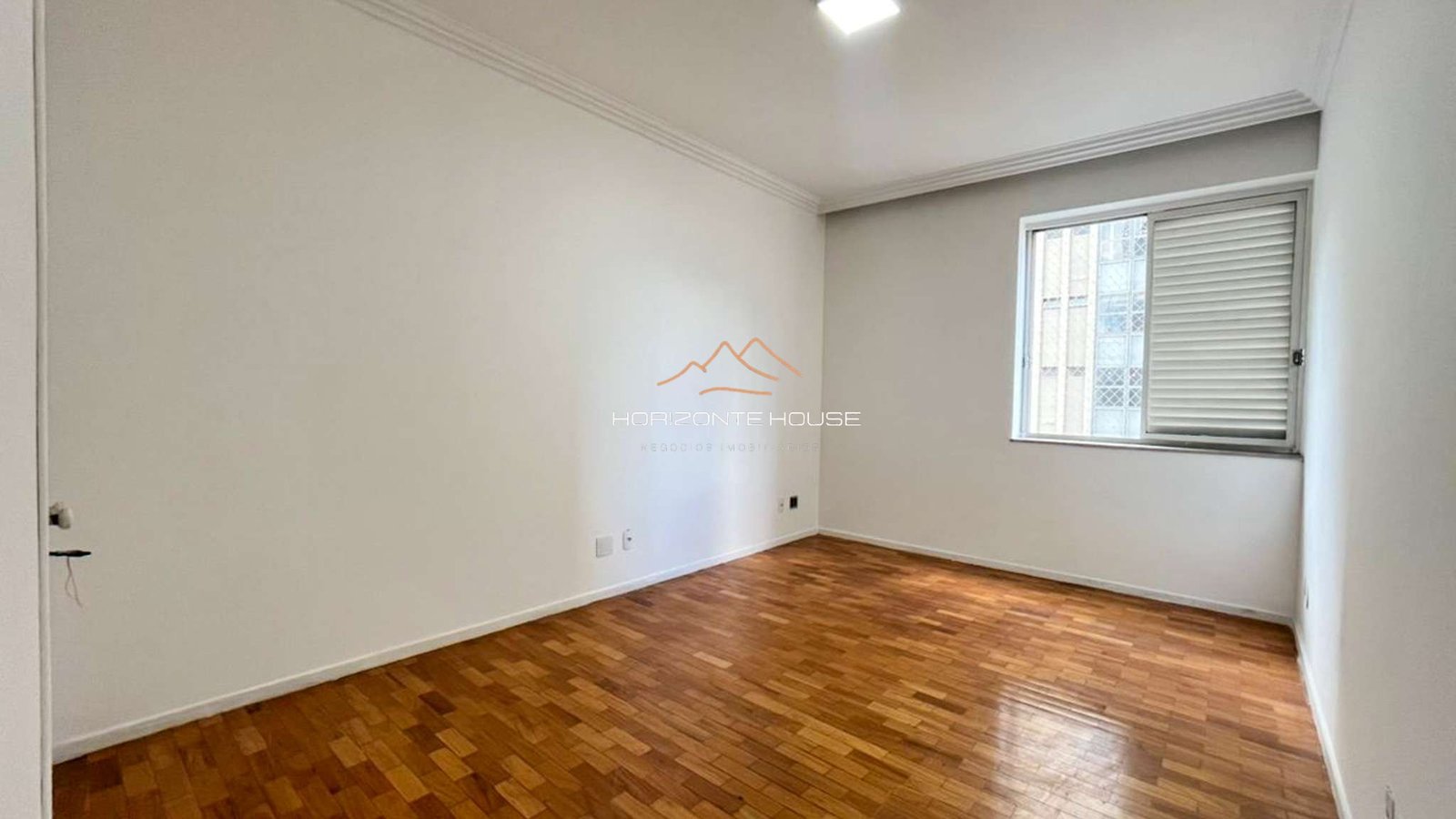 Apartamento Centro 4 quartos 245m2 (7)