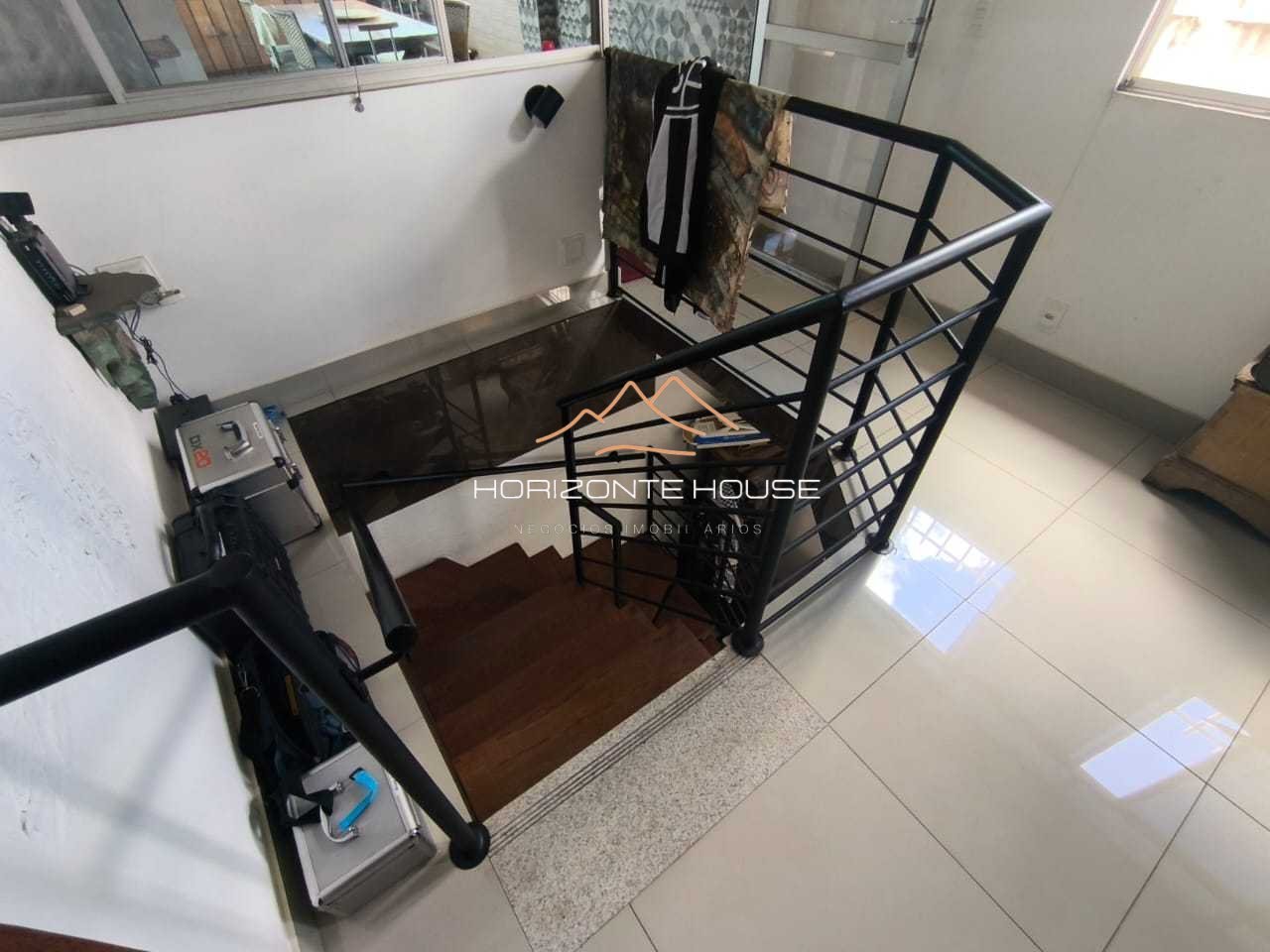 Cobertura Santo Antônio 4 quartos 220m2 (2)