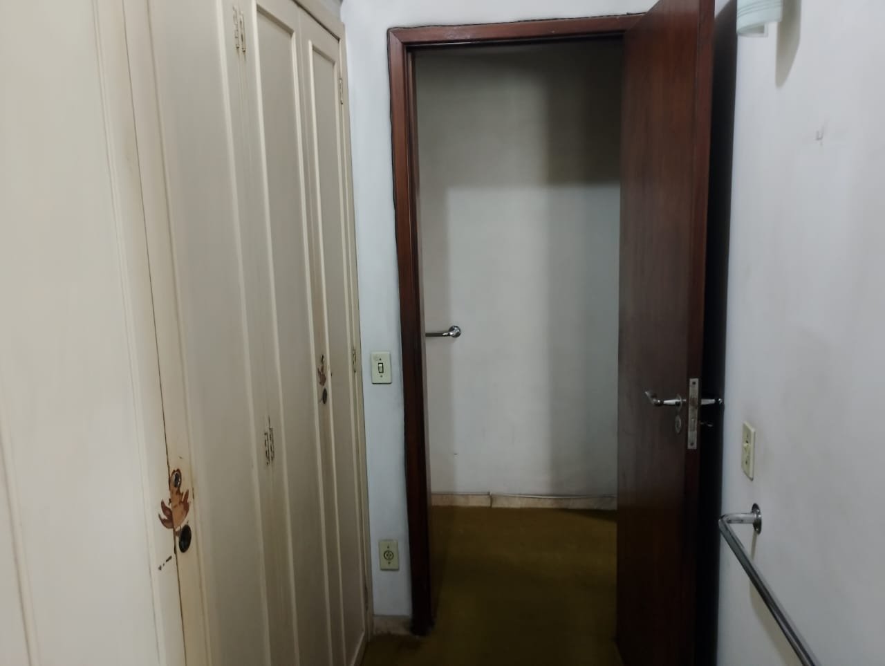 Apartamento centro, 4 quartos 238m2 (18)