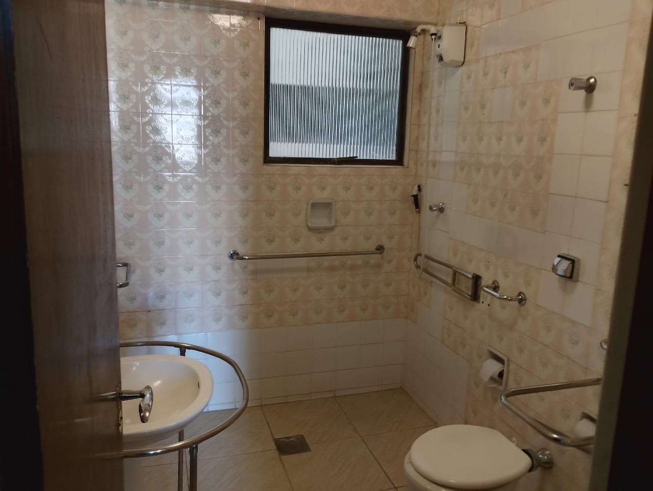 Apartamento centro, 4 quartos 238m2 (20)