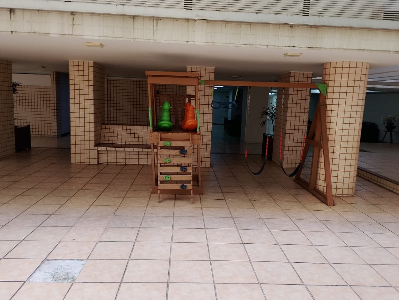 Apartamento centro, 4 quartos 238m2 (4)